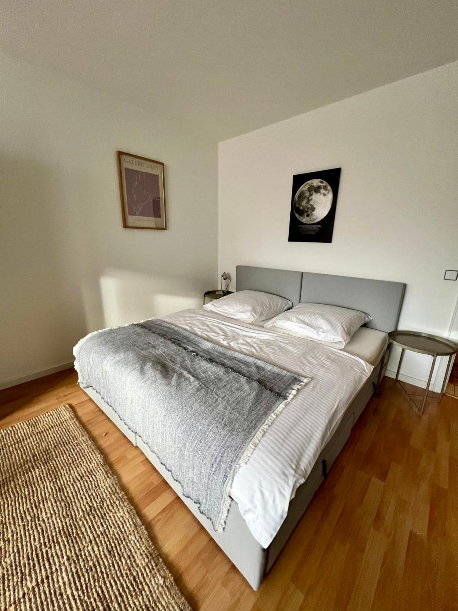 Thefairhome - 5 Min To Fair, 8min To Center Apartment *